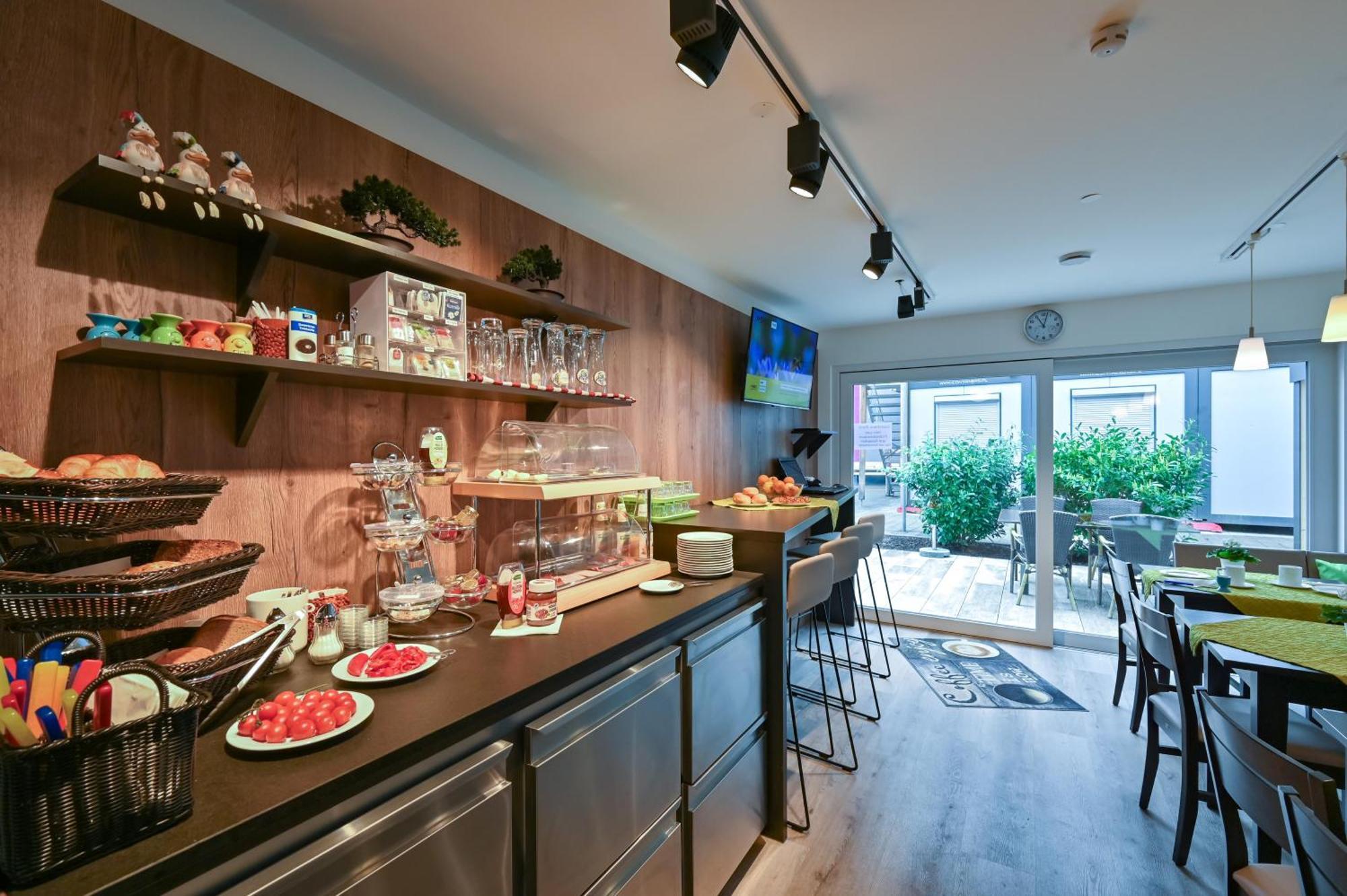 Hotel Gaestehaus Stock Zimmer Kaffeesaeckle Friedrichshafen Bagian luar foto