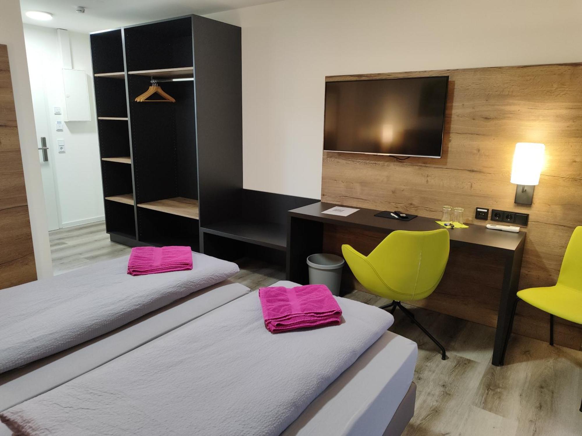 Hotel Gaestehaus Stock Zimmer Kaffeesaeckle Friedrichshafen Bagian luar foto