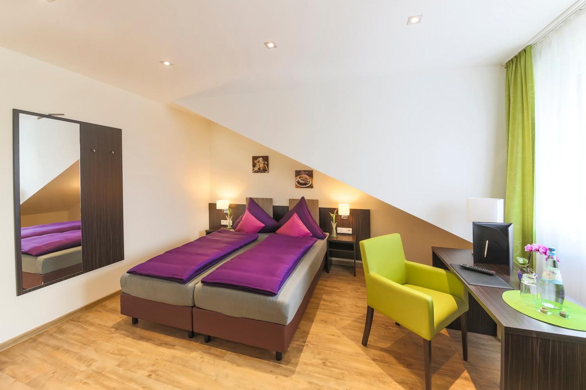 Hotel Gaestehaus Stock Zimmer Kaffeesaeckle Friedrichshafen Bagian luar foto